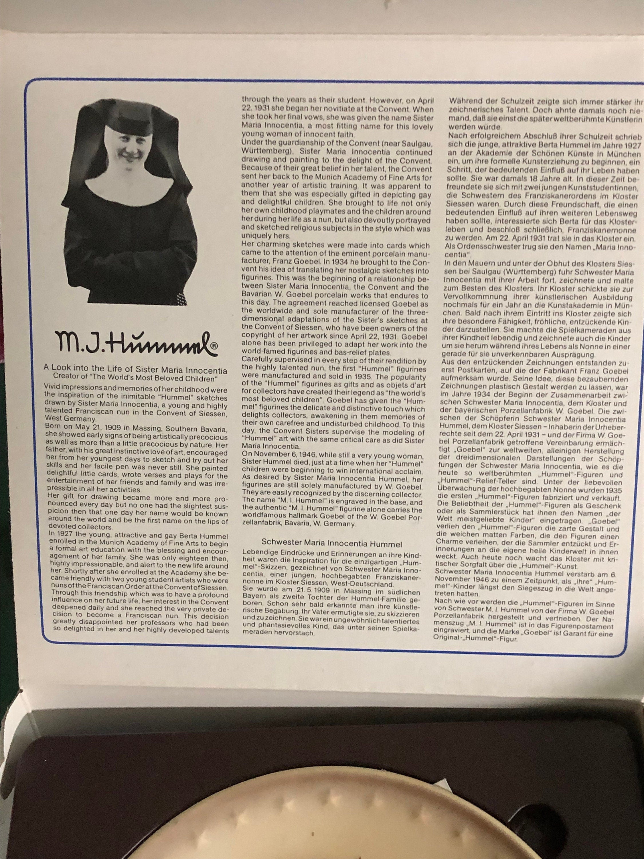 1982  Umbrella Girl Goebel M I Hummel Annual  Plate In Original Box