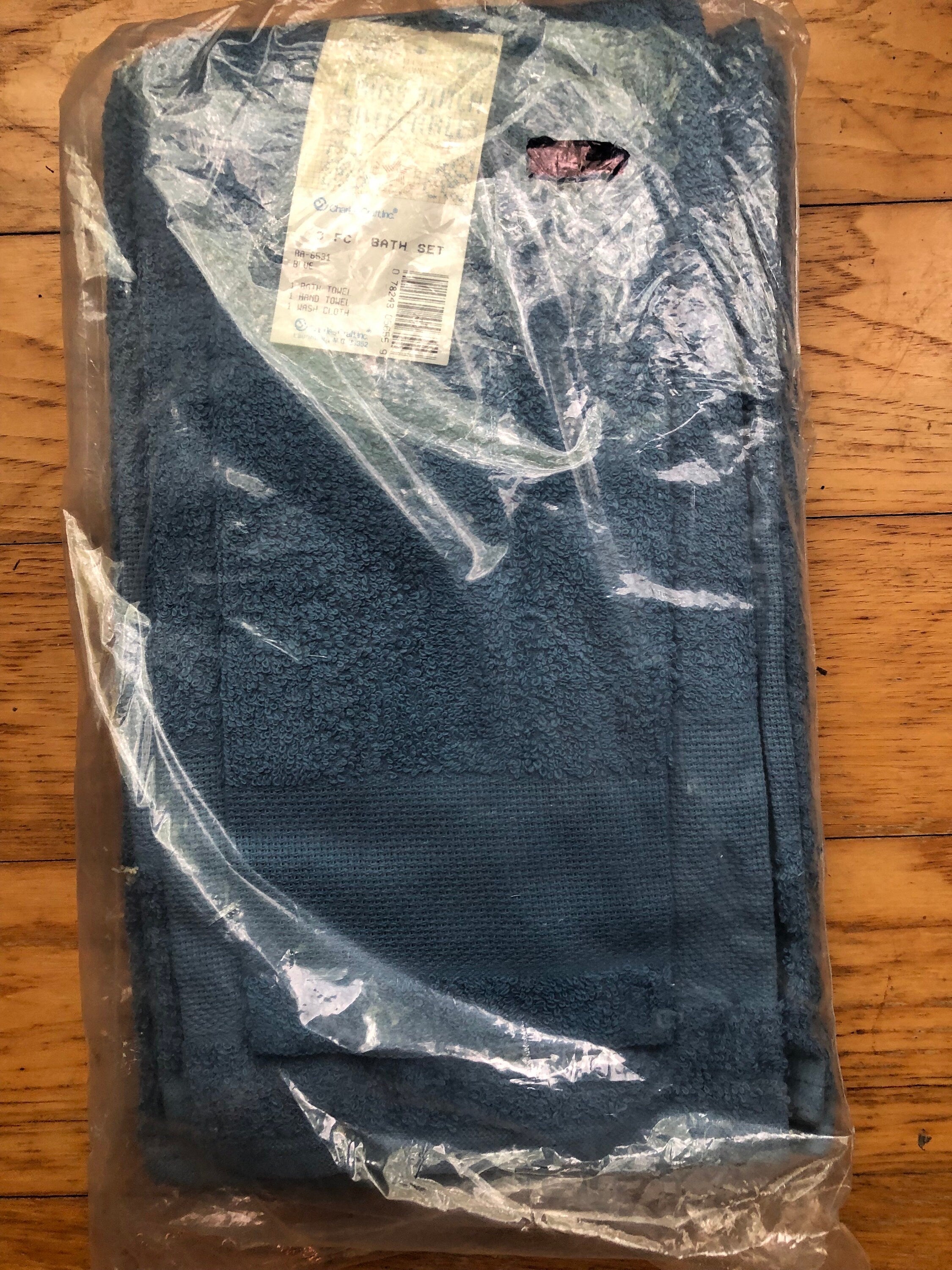 3 Piece Bath Set Cross Stitch Collectables Bath Towel, Hand Towel, Wash Cloth Blue Vintage