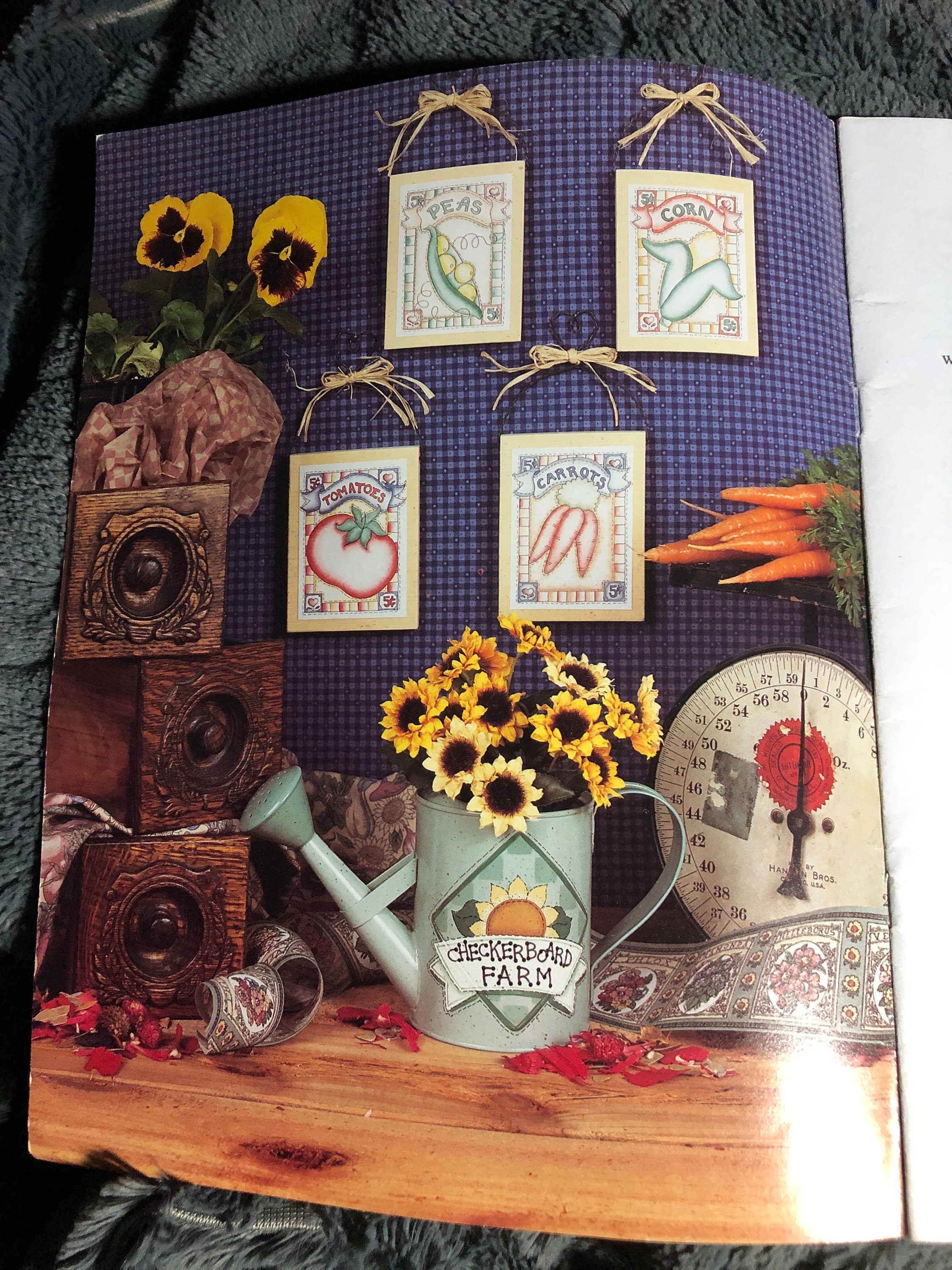Checkerboard  Farm Decorative Templates Booklet