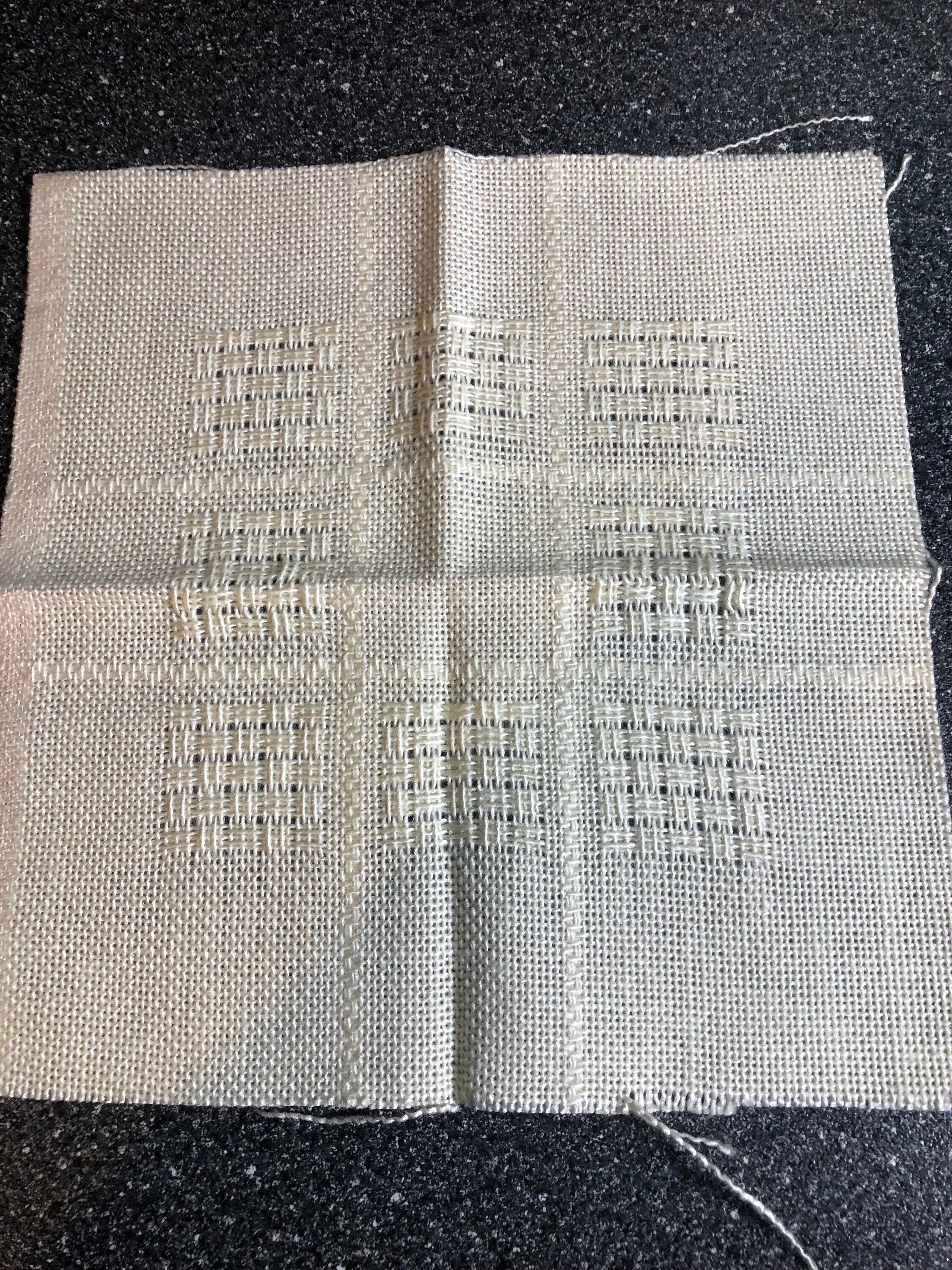 Monza square  Zweigart Pattern Square #7094