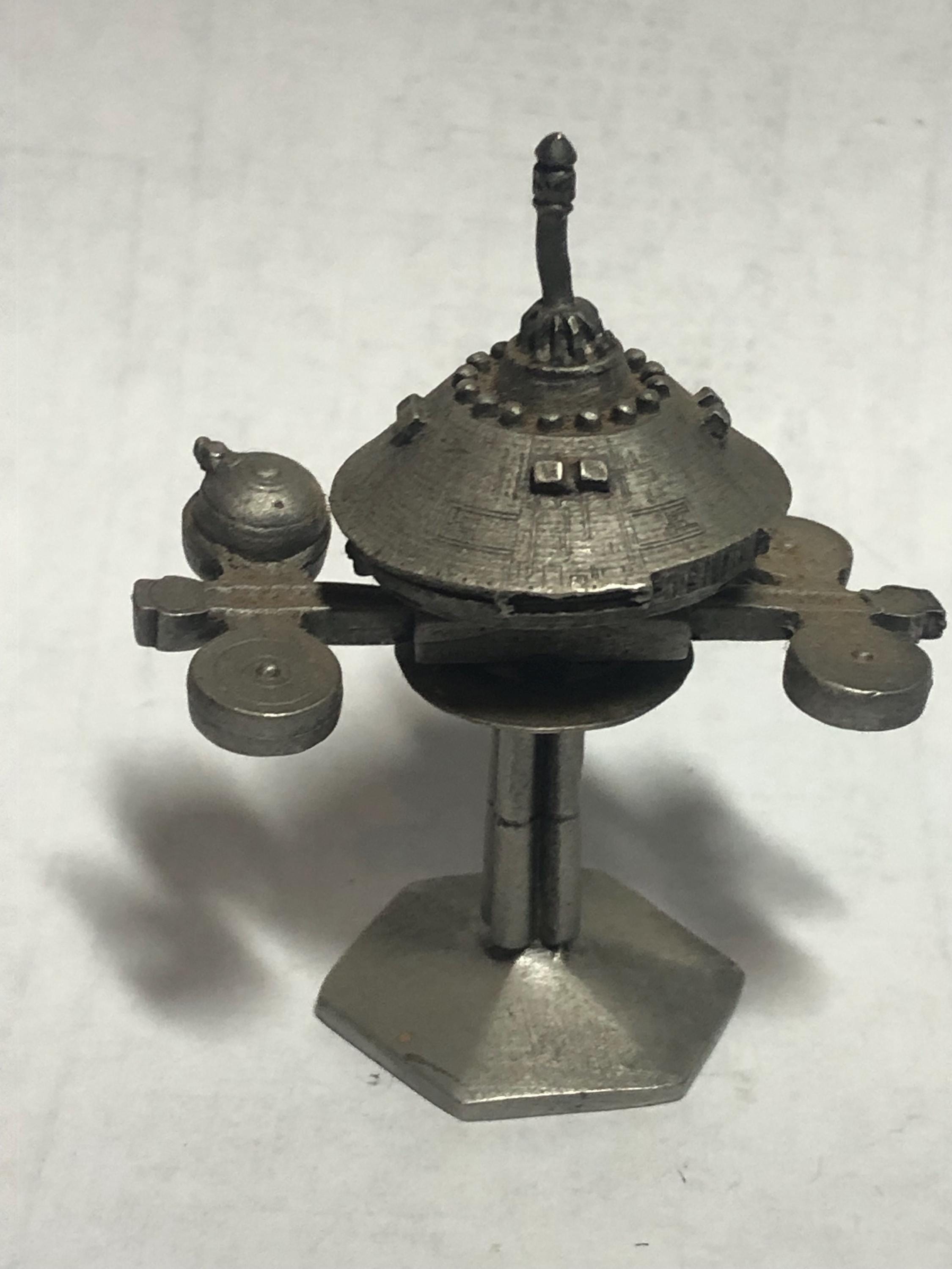 Regula I Space Laboratory Star Trek 1991 Vintage Radcliffe Pewter