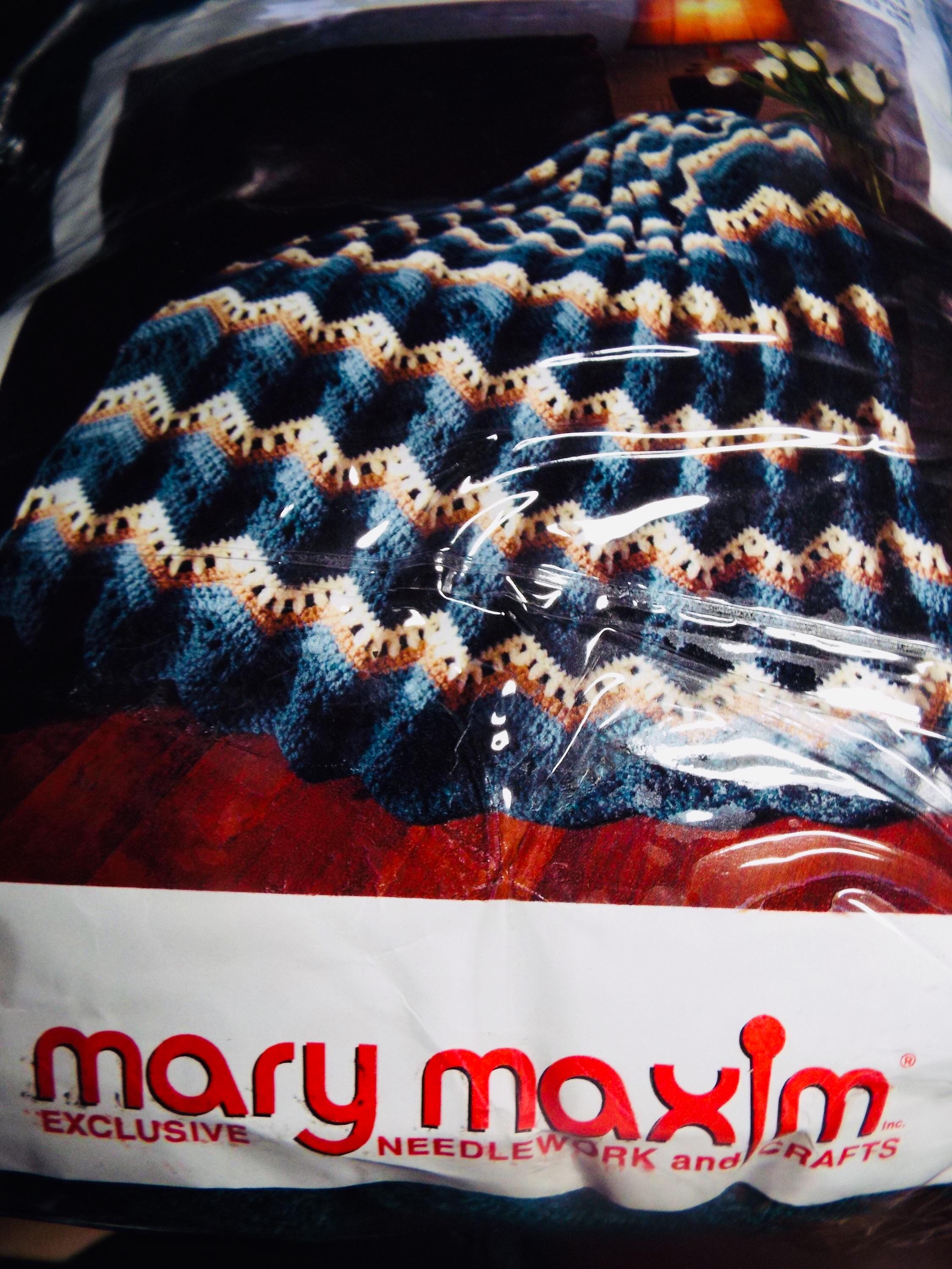 Lacy Woven Throw Crochet Kit by Mary Maxim 40 x 52 No N5090N Retired